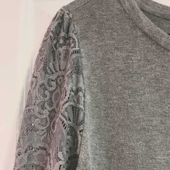 Women sweater with lace - Picture 5 of 9